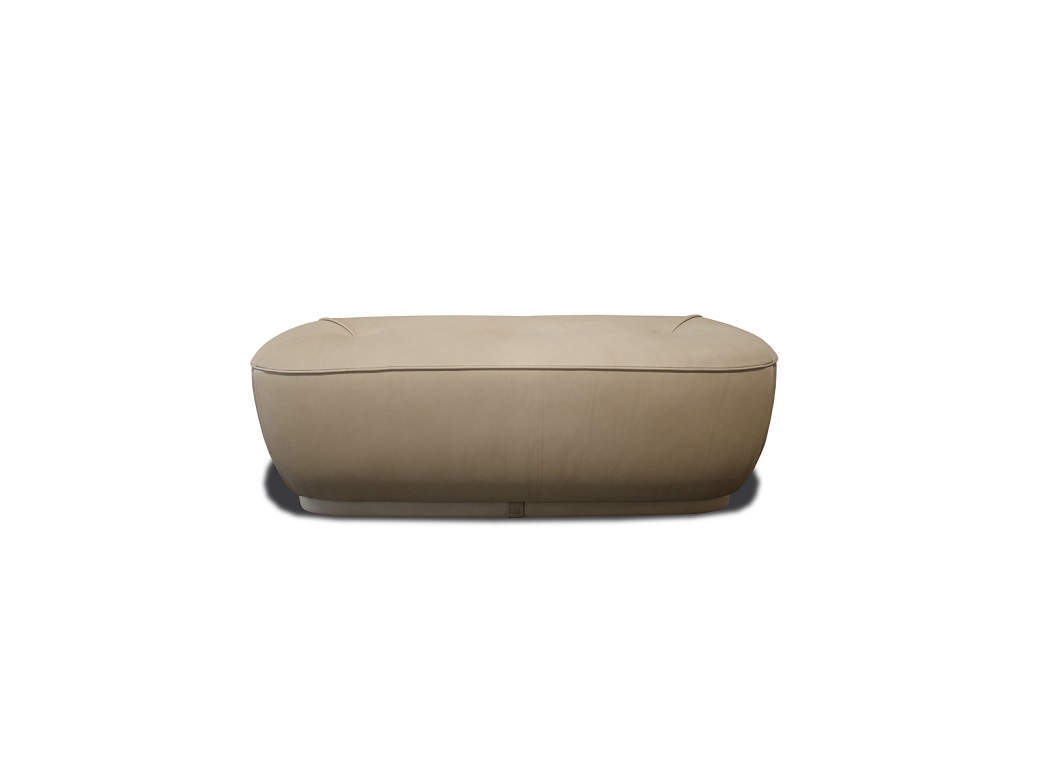 LEPLÌ Pouf 121x45 - Pelle Century Ciprea - Poltrona Frau LEPLÌ Pouf 121x45 - Pelle Century Ciprea - Poltrona Frau