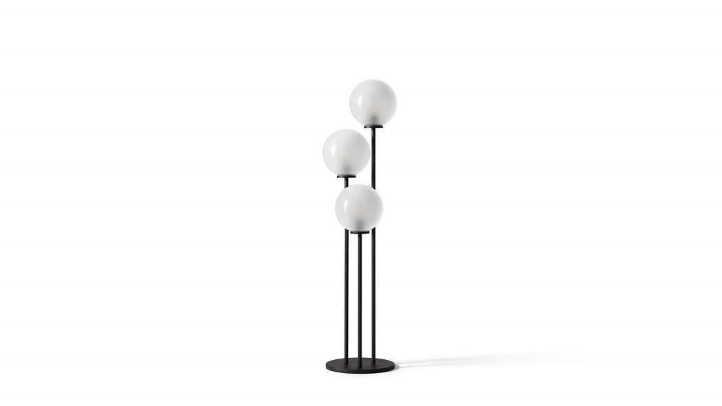 089 ELIOMOON Lampada da terra - Cassina