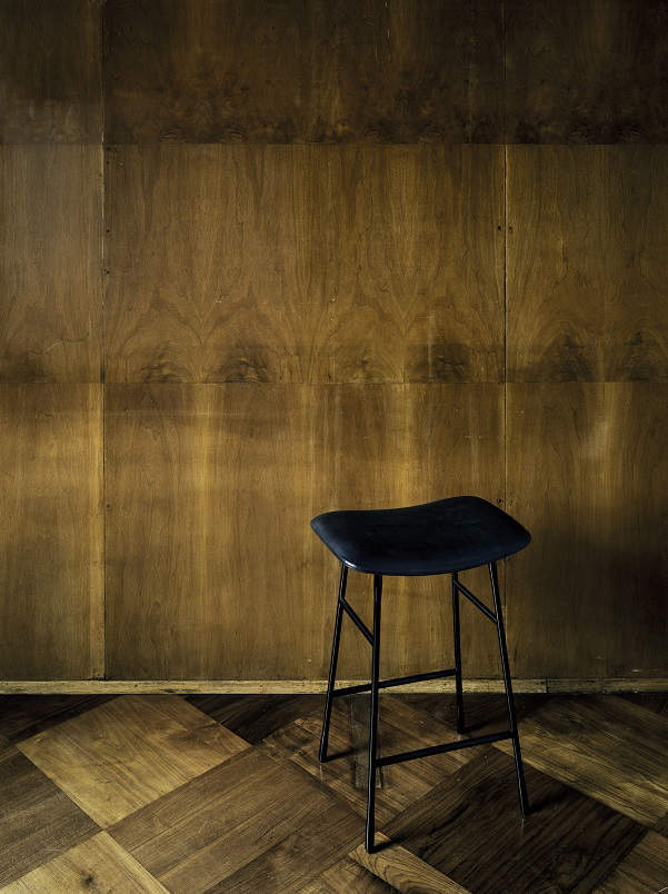 HINGE Sgabello - Living Divani